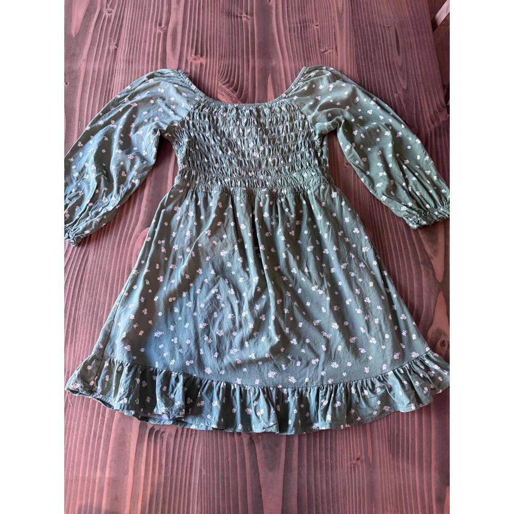 Chenauli Girl size 10 green dress